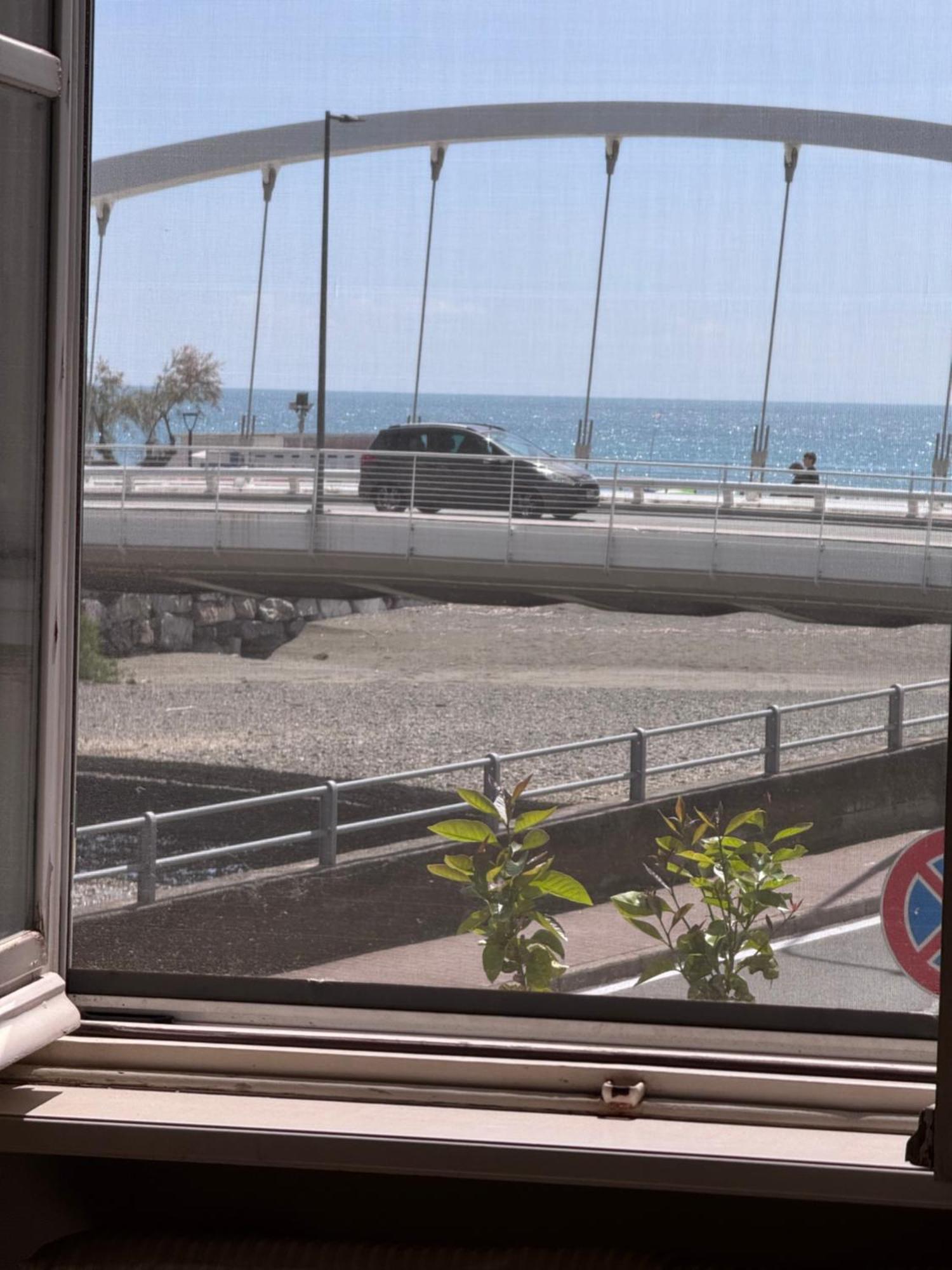 Popii Al Mare In Storica Fronte Mare Con Wifi E Aria Condizionata, Arredamenti Di Pregio E Giardino Villa