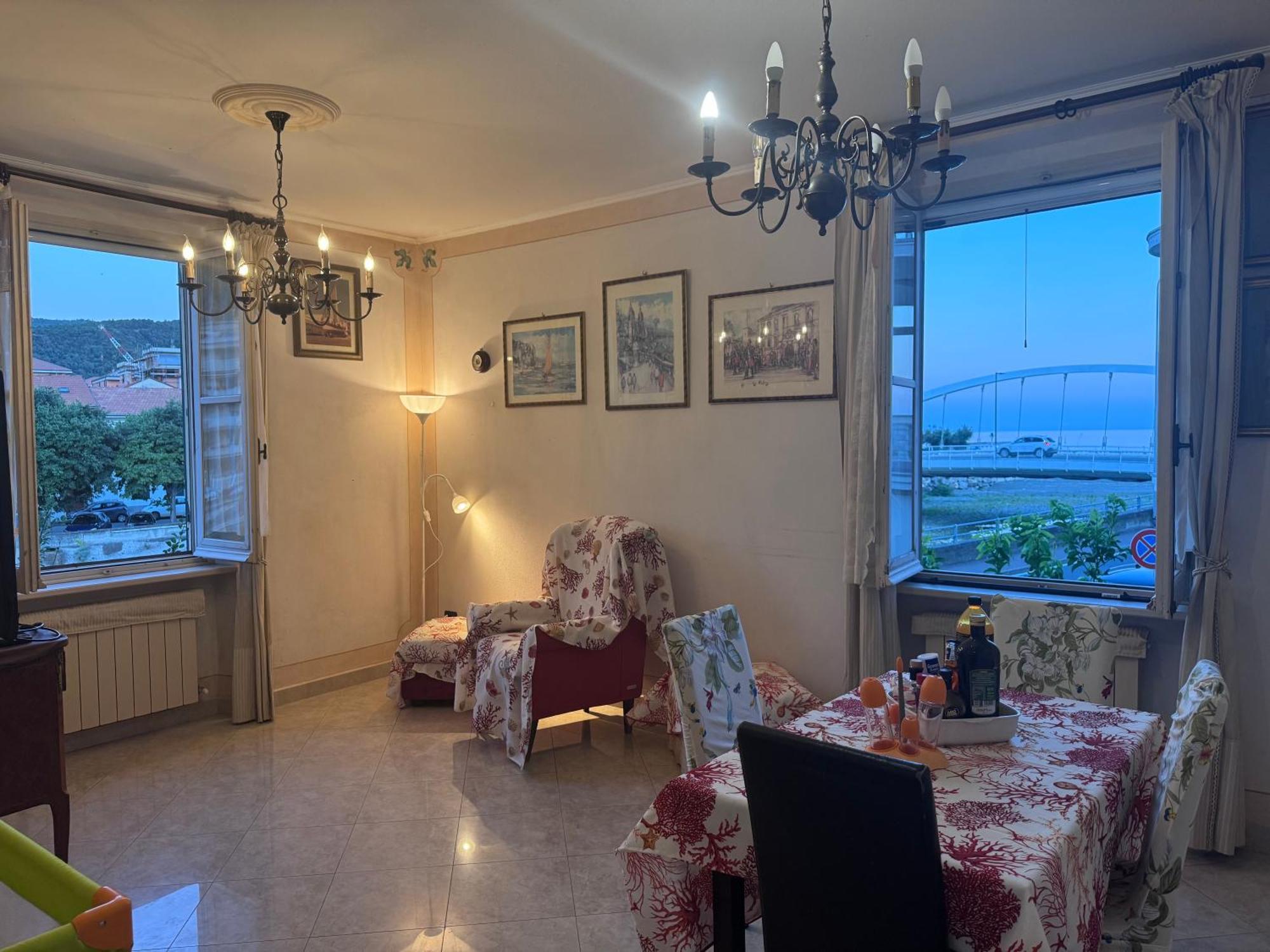 Popii Al Mare In Storica Fronte Mare Con Wifi E Aria Condizionata, Arredamenti Di Pregio E Giardino Villa *